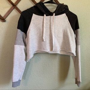 Small American Eagle Amazingly Soft Womens Crop Sweatshirt Heather Grey -raw hem